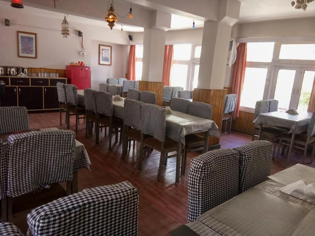 Hotel Gyespa Kyelang Экстерьер фото